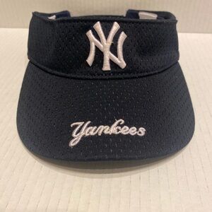 New Era New York Yankees visor